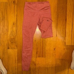 ❤️Nike Dri Fit Leggings
